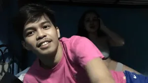 Grabing iyotan kasi walang tao sa bhaus