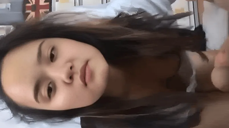 Angelie mahilig chumupa